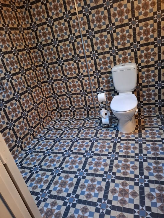 bathroom-wall-and-floor-tiles-by-jm-tilers